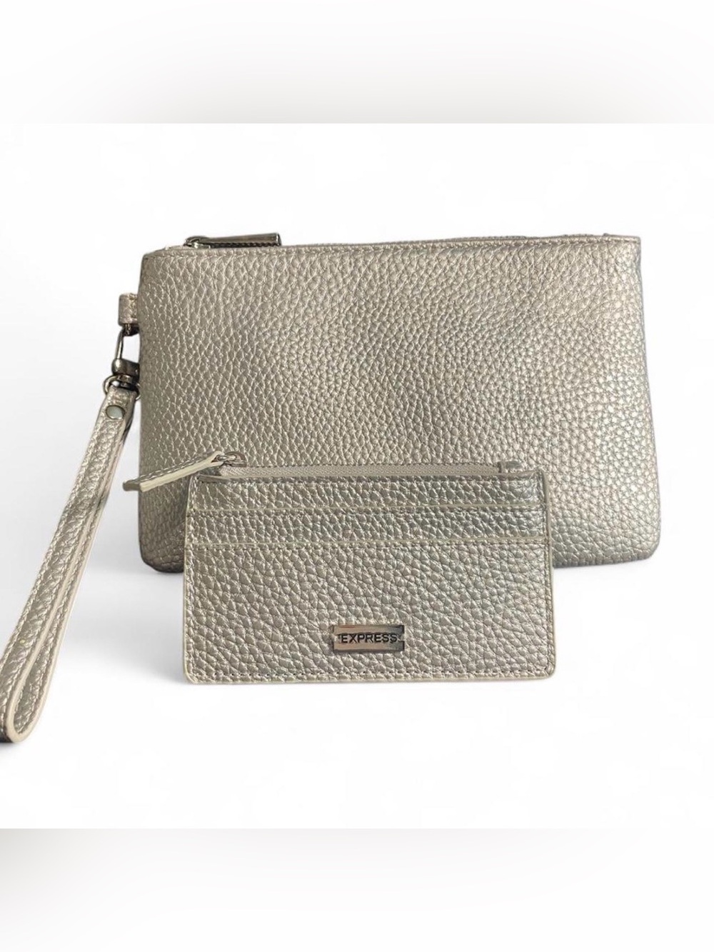 EXPRESS Metallic Pebbled Wristlet and Card Case Set - Silver
